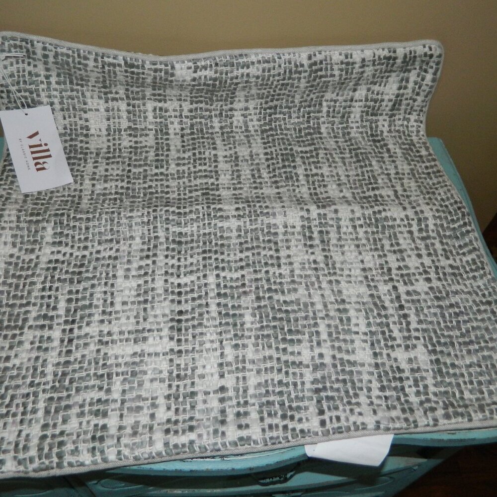 Pottery Barn/Villa by Classic Homes Baxter Texture Pillow Cover V180014